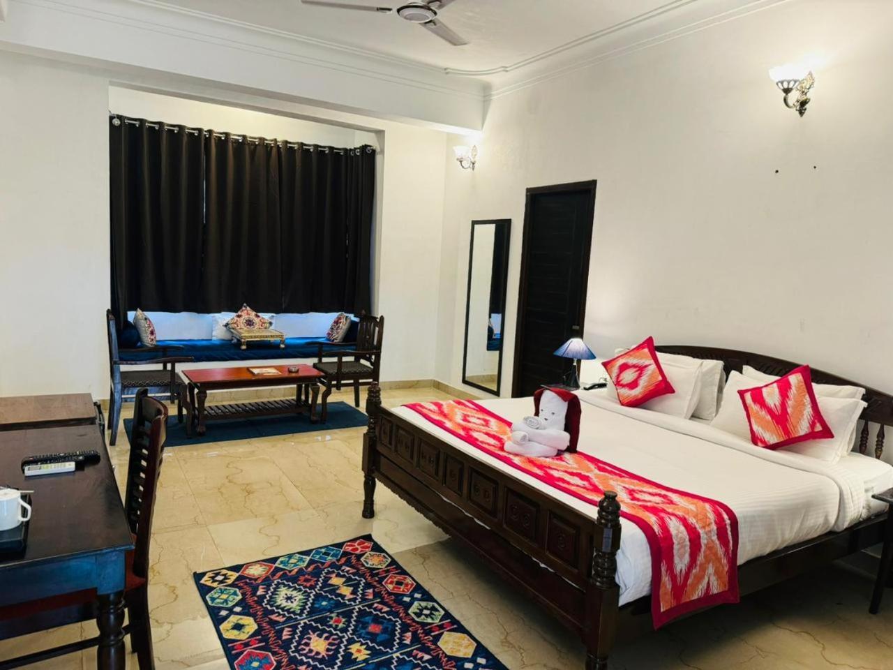 Jag Aravali Resort Udaipur By Naina Staycation - Best For Corporate Events - Family Resort - Swimming Pool - Gardens Екстер'єр фото